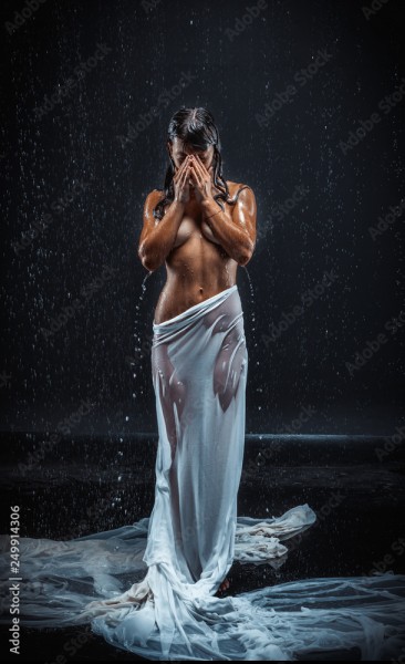 Wunschmotiv: beautiful nude woman in aqua in the rain #249914306