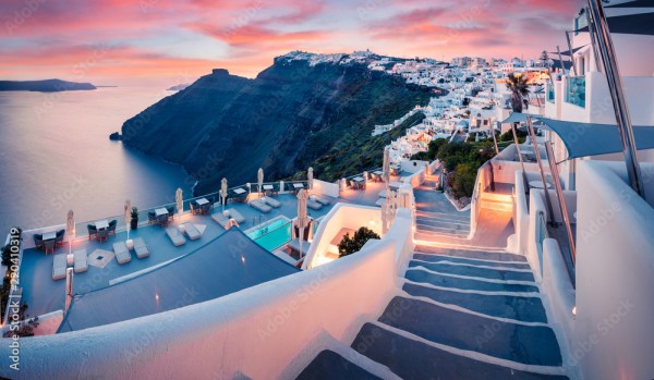 Wunschmotiv: Great evening view of Santorini island. Picturesque spring sunset on the famous Greek r