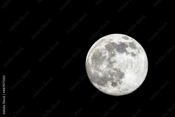 Wunschmotiv: Full moon close-up on the right side of the picture on a black background #487977203